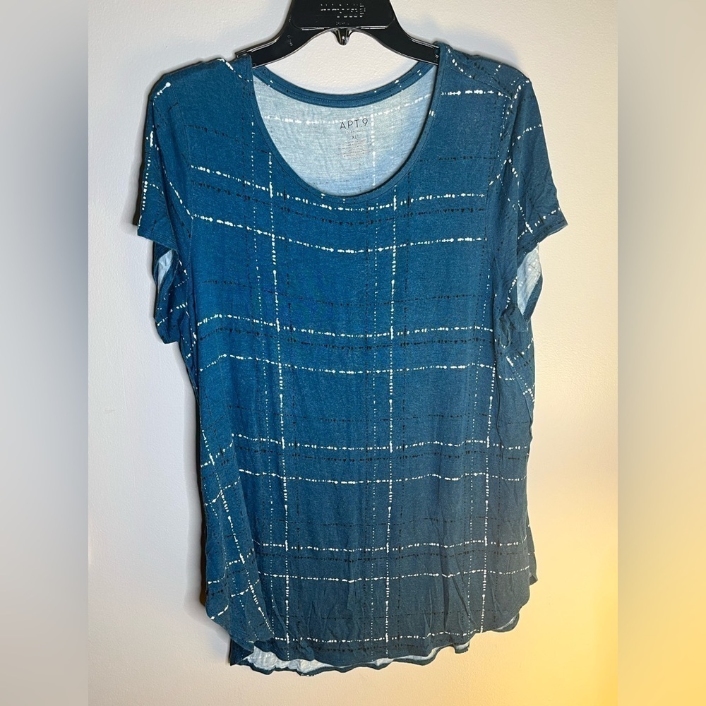 Apt. 9 teal blue tee XL